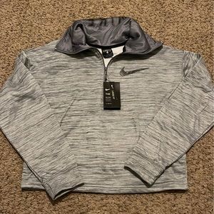Cropped Nike top-Kids XL